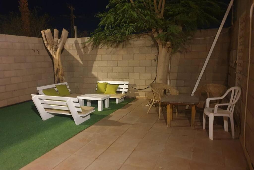פטיו נופש Eilat Patio Vecation Apartment Exterior foto